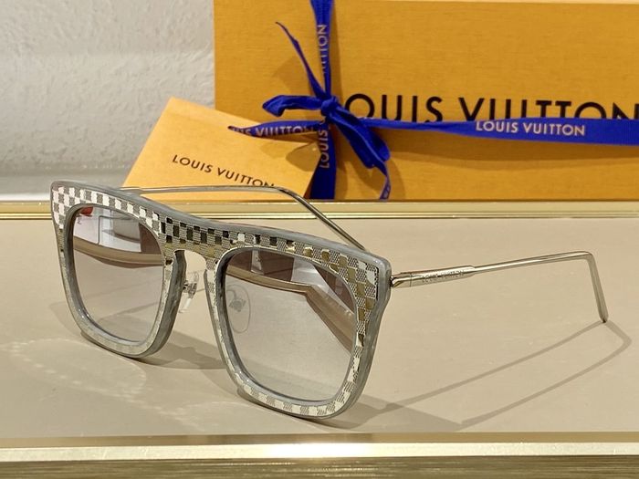 Louis Vuitton Sunglasses Top Quality LVS00320